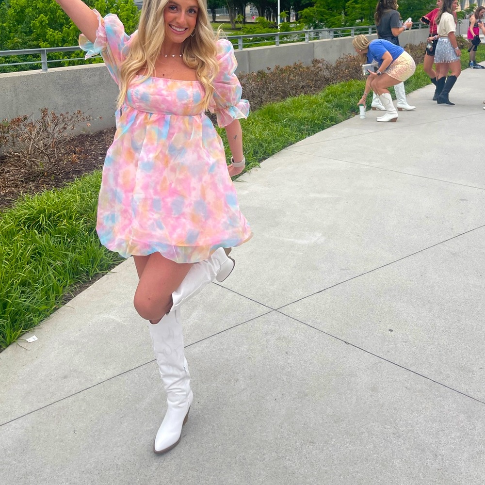 Puffy Sleeve Lover Era Dress